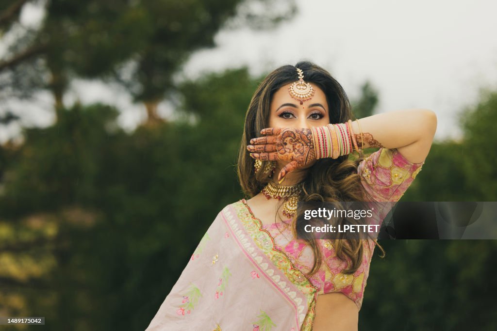 Indian woman in Saree/Sari
