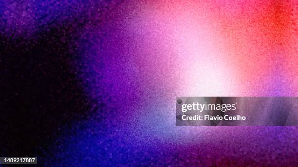 multi-colored triangle abstract pattern background - cambiar-de-color fotografías e imágenes de stock