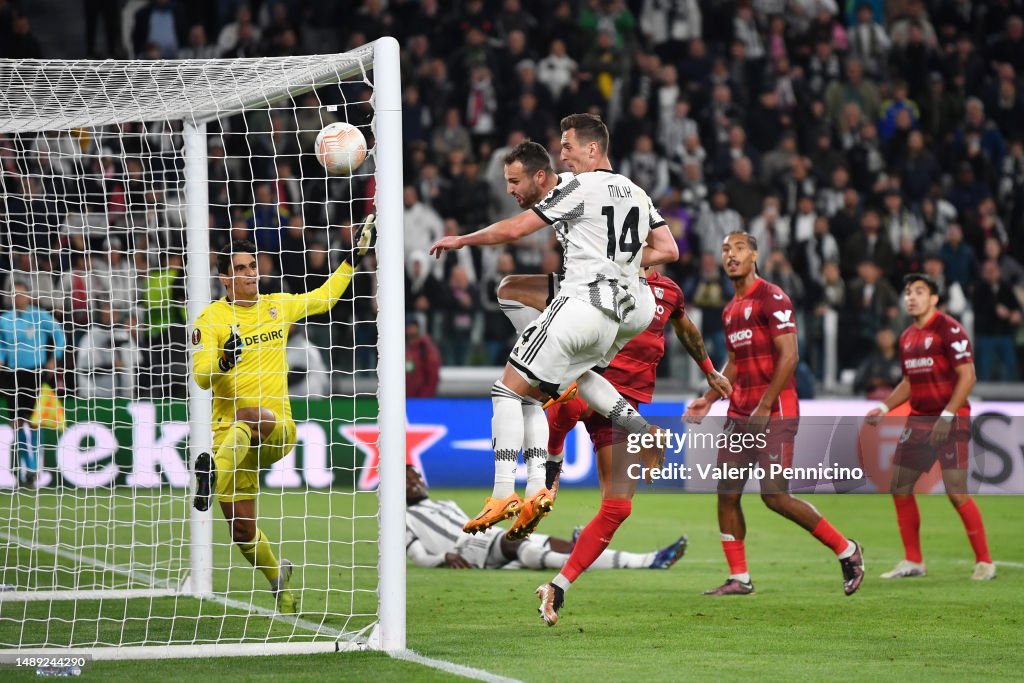 Juventus v Sevilla FC: Semi-Final First Leg - UEFA Europa League