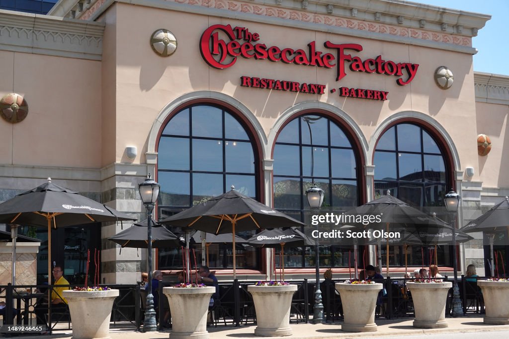 Cheesecake Factory Sees Rise In First Quarter Earnings And Revenue