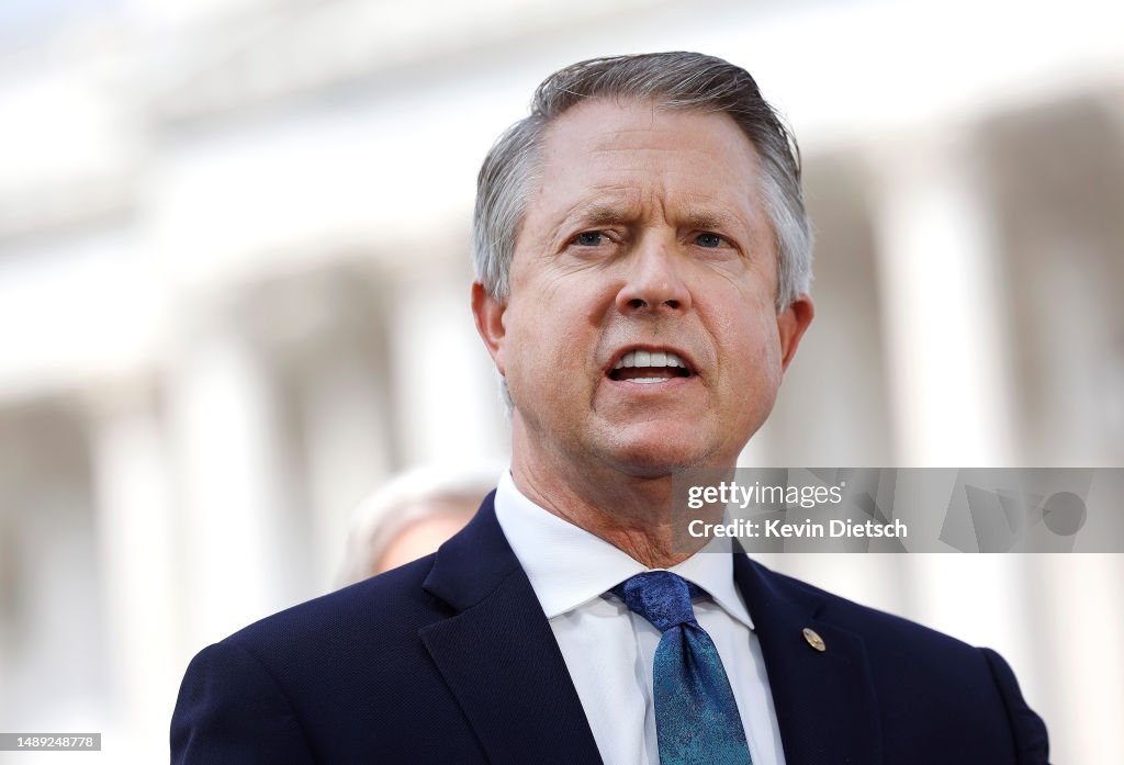 Congressional Lawmakers React To The Expiration Of The Title 42 Border Policy