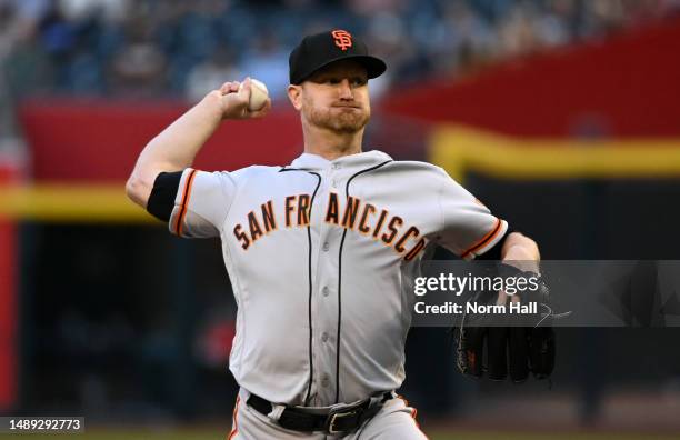 Alex Cobb of the San Francisco Giants delivers a first inning pitch against the Arizona Diamondbacks at Chase Field on May 11, 2023 in Phoenix,...