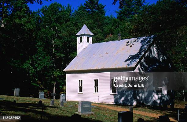 exterior of missionary baptist church, cades cove. - cades stock pictures, royalty-free photos & images