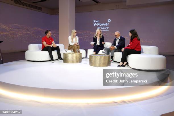 Marc Gene, Lindsey Vonn, Melissa Stark, Reggie Jackson and Dr. Selda Gunsel engage in conversation during Shell's Power Of Performance at Lavan on...