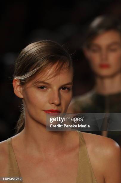 Women's Ready-To-Wear Spring/Summer 2013 Paris - Akris, Nachrichtenfoto
