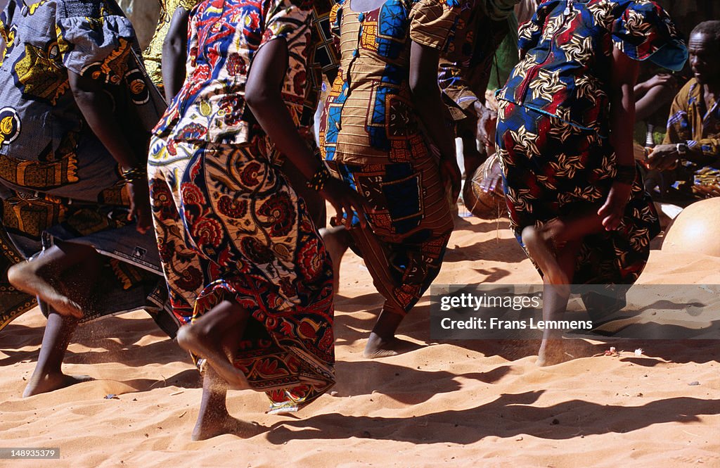 Songhai girls dancing at festival.