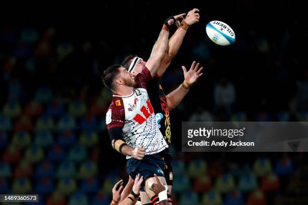Liam Wright of the Reds competes with Josh Lord of the Chiefs in the lineout during the round 12 Super Rugby Pacific match between Chiefs and...