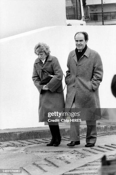 Arrivée de Georges Marchais et de son épouse, Liliane, au 25ème congrès du Parti communiste français à Saint-Ouen, le 7 février 1985.