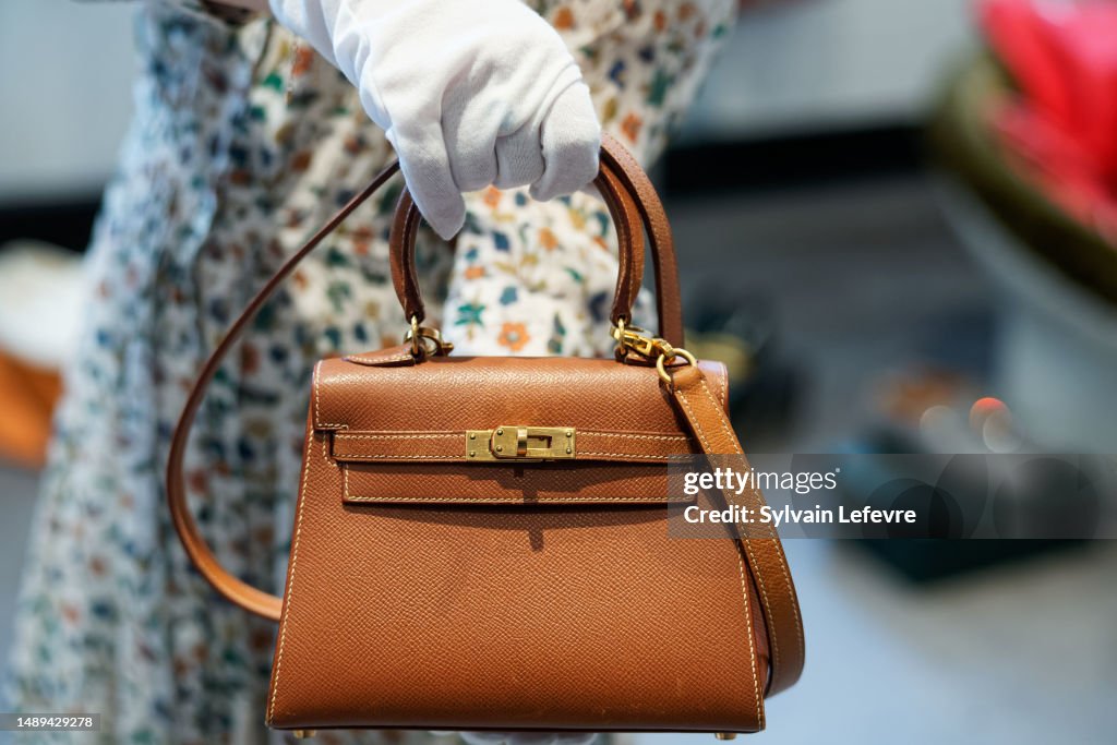 "Solange, Marguerite Et Les Autres" : Auction In Lille