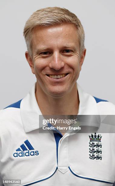 Simon Timson England Performance Programme Training And Portraits Photos and Premium ...