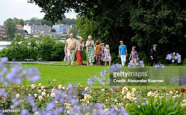 Prince Henrik, Princess Alexandra,, Queen Margrethe II, Crown Princess Mary, Prince Vincent, Countess Ingrid, Count Richard and Prince Christian pose...