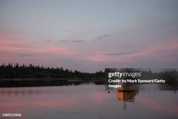 lunenburg, canada - lunenburg-nova-scotia photos et images de collection