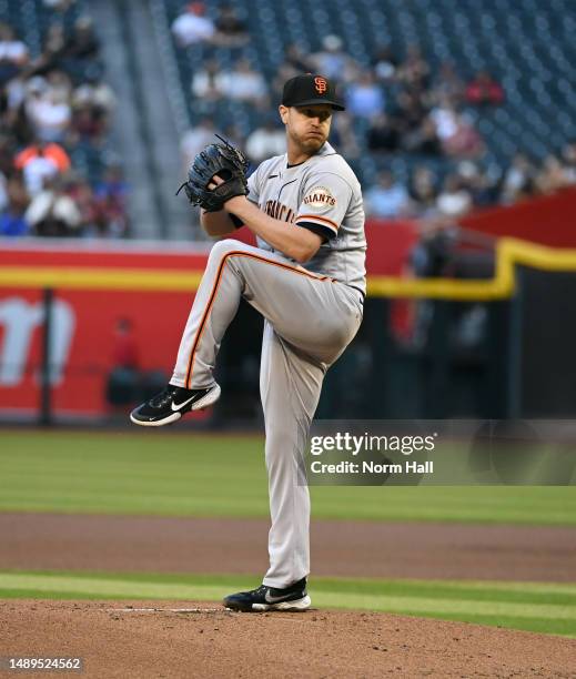 Alex Cobb of the San Francisco Giants delivers a pitch against the Arizona Diamondbacks at Chase Field on May 11, 2023 in Phoenix, Arizona.