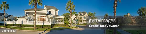 luxury homes tranquil suburbs - orlando florida stock pictures, royalty-free photos & images