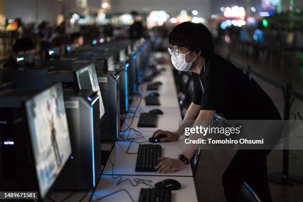 Japan Gaming Computer 54,349 Japan Computer Stock Photos, High-Res Pictures, and Images ...