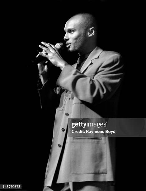 Singer Kenny Lattimore performs at the Arie Crown Theater in Chicago, Illinois in JUNE 1996.