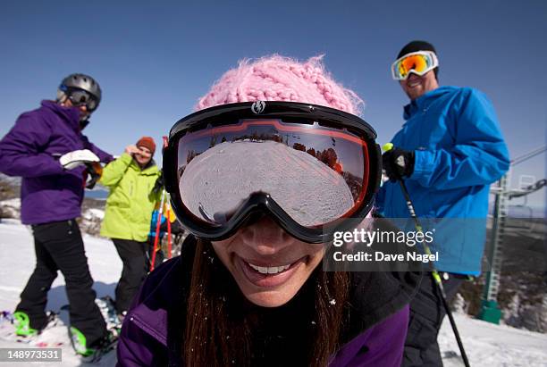 big bear, califorina - big bear lake stockfoto's en -beelden