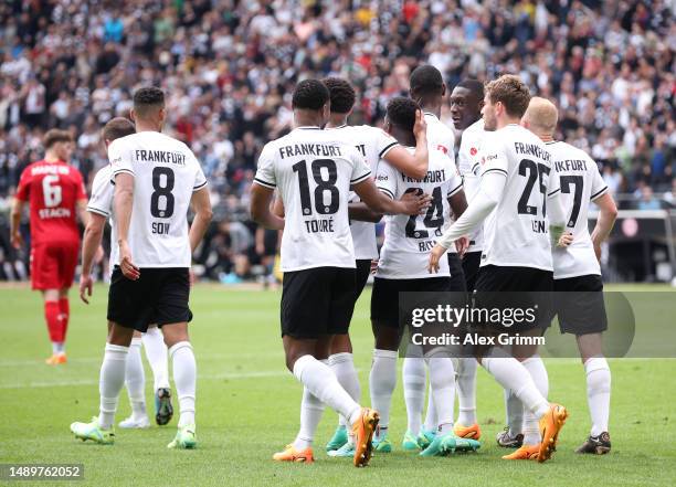 Aurelio Buta of Eintracht Frankfurt celebrates after scoring the team's second goal during the Bundesliga match between Eintracht Frankfurt and 1....