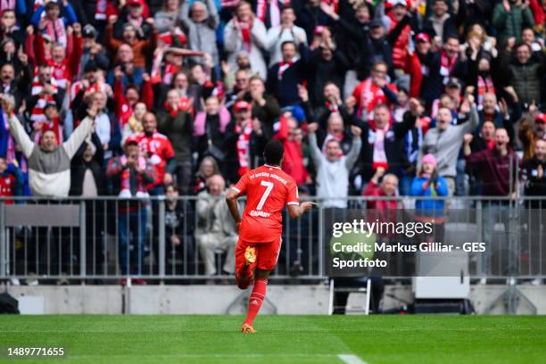 Serge Gnabry of Bayern celebrates after scoring his team's fourth goal during the Bundesliga match between FC Bayern München and FC Schalke 04 at...