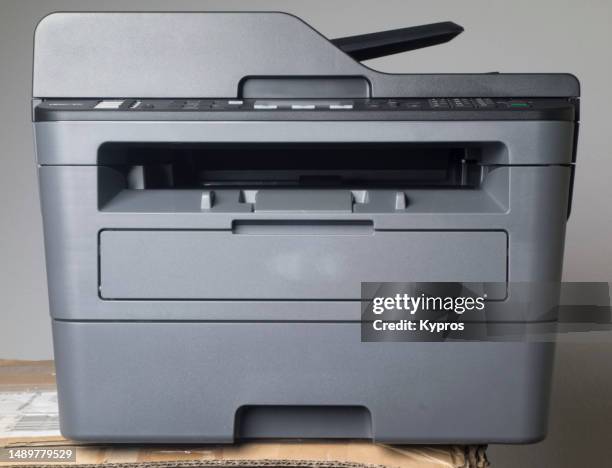 laser printer - imprimante photos et images de collection
