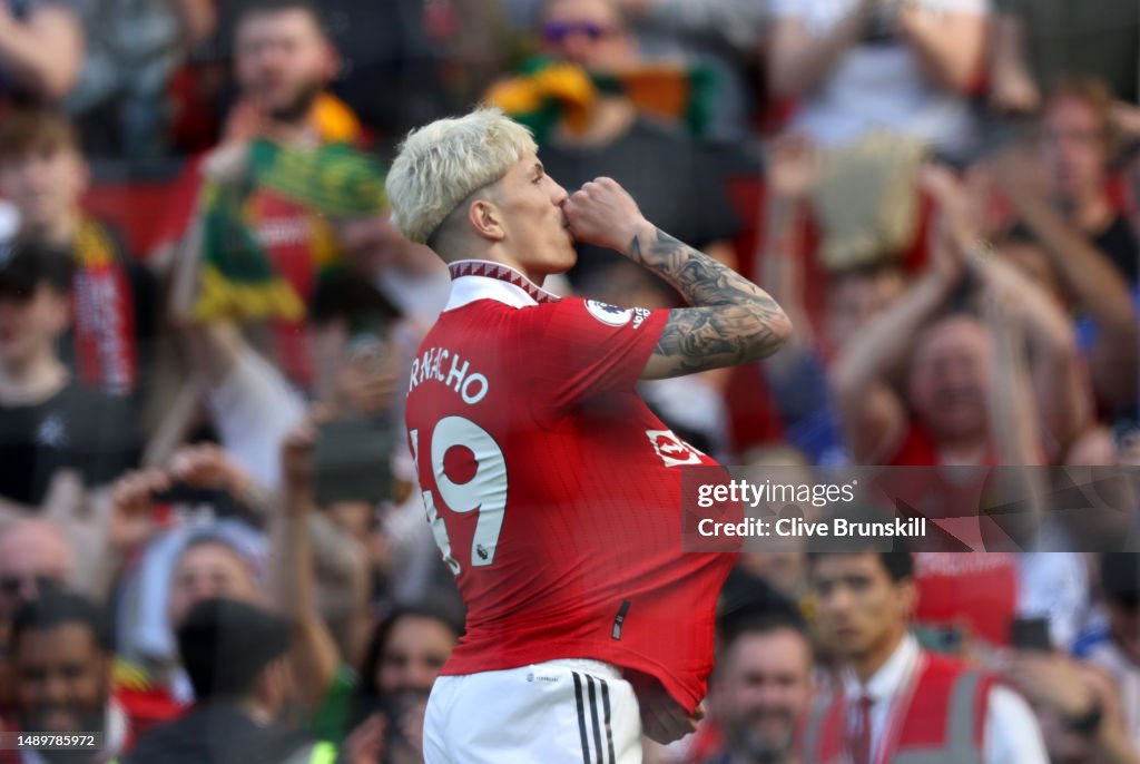 Alejandro Garnacho of Manchester United celebrates after scoring the ...