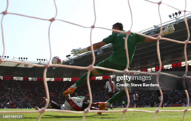 General view as Aleksandar Mitrovic of Fulham scores the team's second goal as Alex McCarthy of Southampton fails to make a save during the Premier...