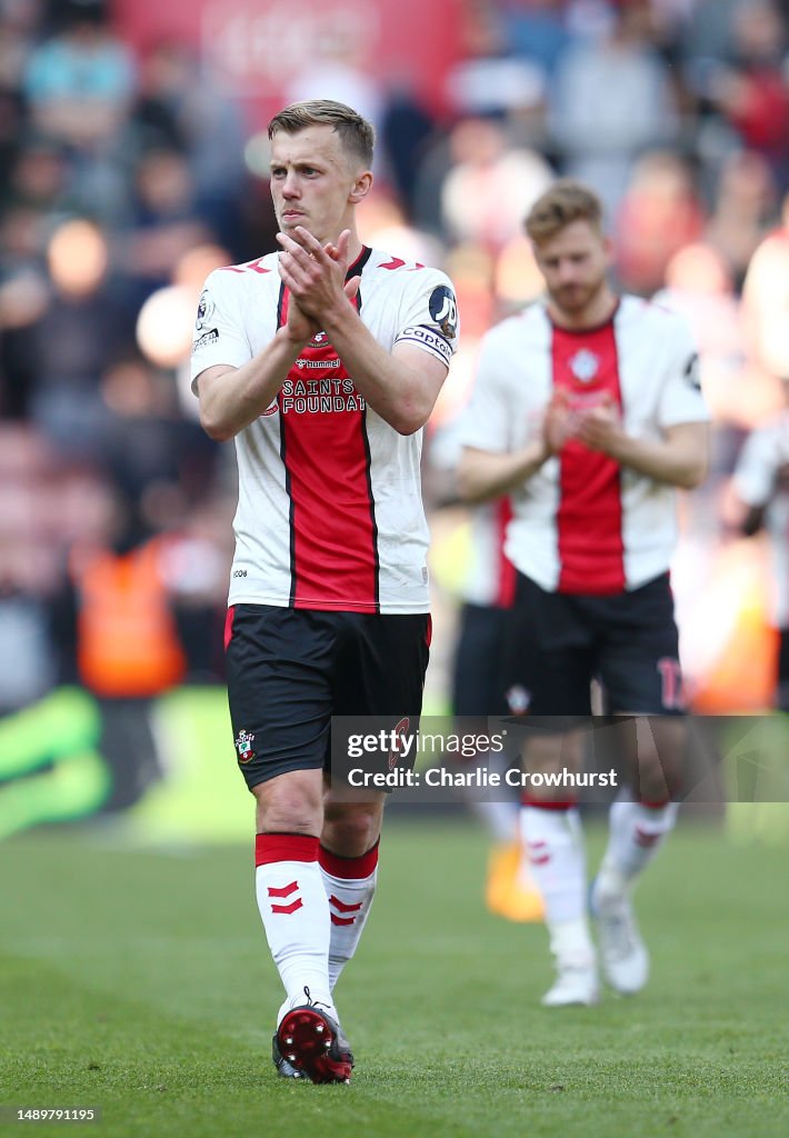 Southampton FC v Fulham FC - Premier League