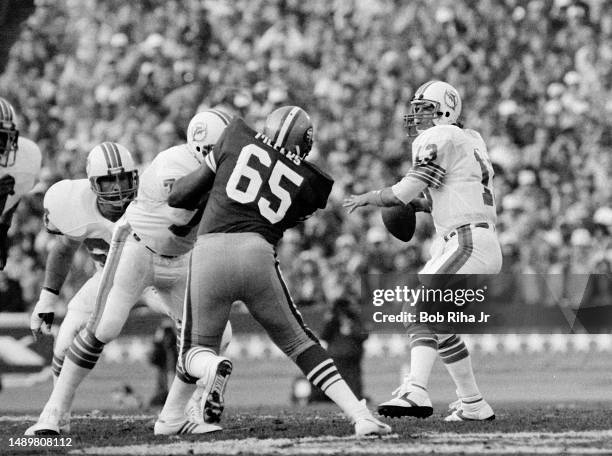 Miami Dolphins QB Dan Marino during game action at Super Bowl XIX of Miami Dolphins vs. San Francisco 49ers, January 20, 1985 in Stanford, California.