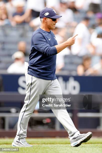 Manager Kevin Cash of the Tampa Bay Rays takes Shane McClanahan out of the game during the fifth inning against the New York Yankees at Yankee...