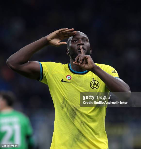 Romelu Lukaku of FC Internazionale celebrates after scoring their team's fourth goal during the Serie A match between FC Internazionale and US...