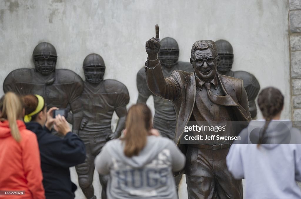 Penn State University To Decide On Fate Of Football Program And Joe Paterno Statue