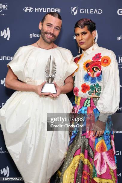 Jonathan Van Ness and Alok Vaid-Menon attend the 34th Annual GLAAD Media Awards at New York Hilton on May 13, 2023 in New York City.