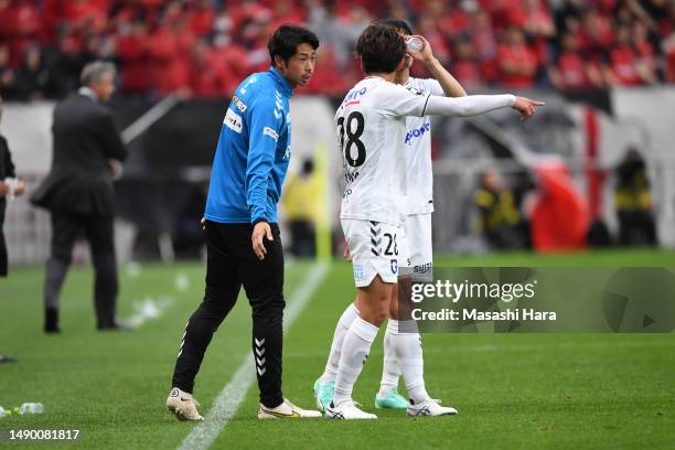 Genta Miura of Gamba Osaka looks on during the J.LEAGUE Meiji Yasuda J1 13th Sec. Match between Urawa Red Diamonds and Gamba Osaka at Saitama Stadium...