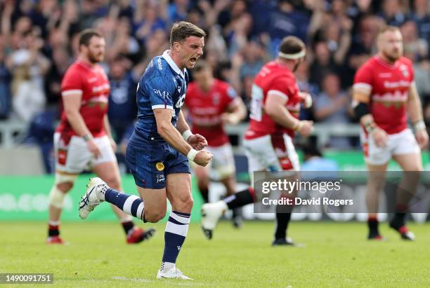 George Ford of Sale Sharks celebrates after converting their kick after being awarded a penalty during the Gallagher Premiership Semi-Final match...