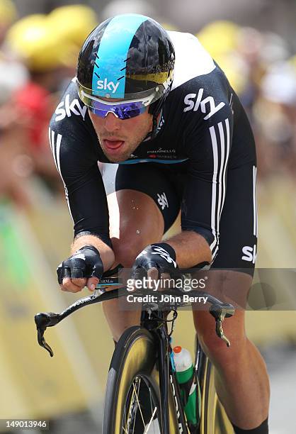 Mark Cavendish of Great Britain and Sky Procycling in action during stage nineteen of the 2012 Tour de France, a 53.5km time trial from Bonneval to...