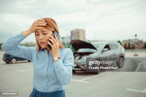 when can you guys get here? - car crash stock pictures, royalty-free photos & images