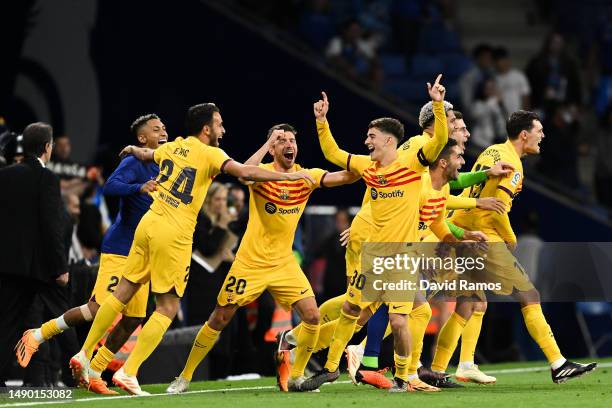 Rafinha, Eric Garcia, Gavi, Sergi Roberto and Ferran Torres of FC Barcelona celebrate winning the LaLiga Santander Title after victory in the LaLiga...