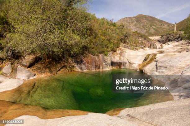 trilho das 7 lagoas, peneda-gerês national park, xertelo, montalegre, portugal. - trilho 個照片及圖片檔