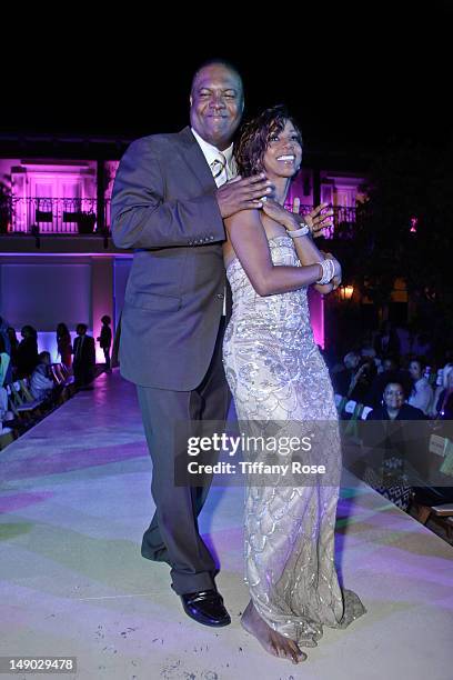 Former NFL player Rodney Peete and actress Holly Robinson Peete attend the HollyRod Foundation's 14th Annual Design Care on July 21, 2012 in Malibu,...