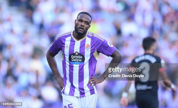 Cyle Larin of Real Valladolid shows his disappointment during the LaLiga Santander match between Real Valladolid CF and Sevilla FC at Estadio...