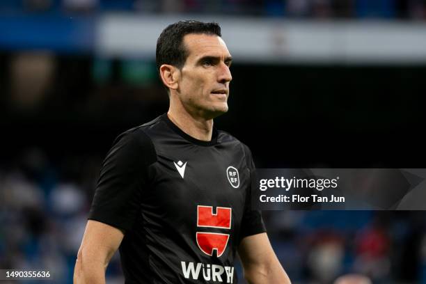 Referee Jose Luis Munuera Montero warms up prior to the LaLiga Santander match between Real Madrid CF and Getafe CF at Estadio Santiago Bernabeu on...