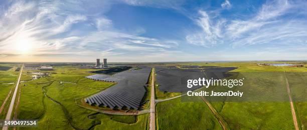 rancho seco solar farm - vale de sacramento imagens e fotografias de stock