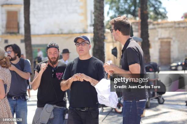 The director Chiqui Carabante during the filming of the series 'Operación Barrio Inglés' of Spanish Television in the Plaza del Mercado in Jerez de...