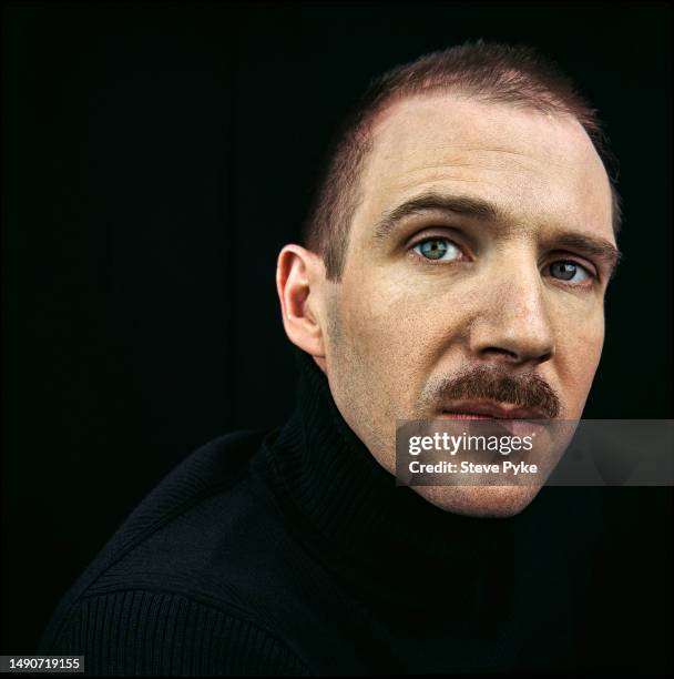 First Englis Actor Ralph 116 Ralph Fiennes 2003 Photos & High Res Pictures - Getty Images