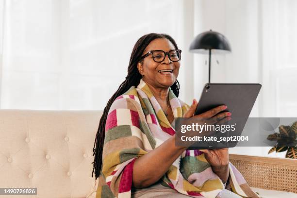 online communications for seniors - telemedicine stock pictures, royalty-free photos & images