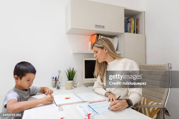 educational psychologist and patient boy - showing empathy stock pictures, royalty-free photos & images