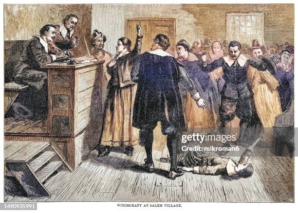 old engraved illustration of witchcraft at salem village, trials were a series of hearings and prosecutions of people accused of witchcraft in colonial massachusetts between february 1692 and may 1693 - massachusetts photos et images de collection