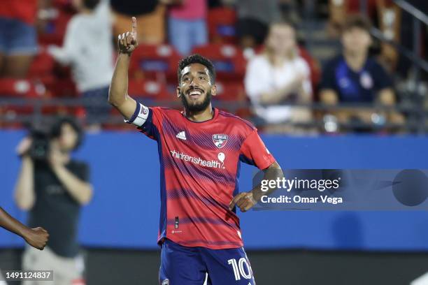 Jesus Ferreira of FC Dallas celebrates after scoring the second goal of his team during the MLS game between Vancouver Whitecaps FC and FC Dallas at...