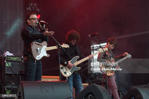 Martyn Riley Riley Broudie Photos and Premium High Res Pictures - Getty Images