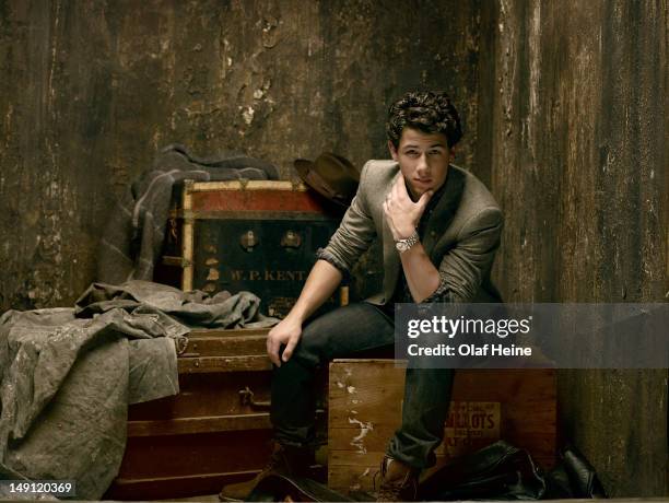 Nick Jonas Portrait Session October 23 2009 Photos and Premium High Res